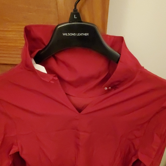 Top - Picture 2 of 3